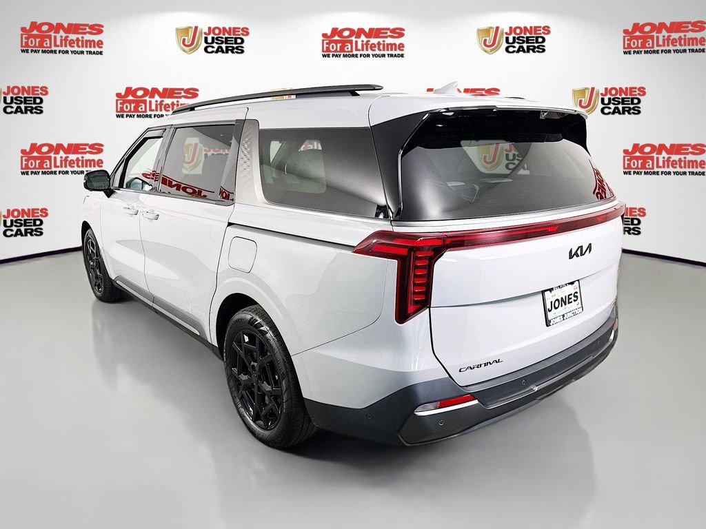 Used 2026 Kia Carnival SX Prestige FWD image 2
