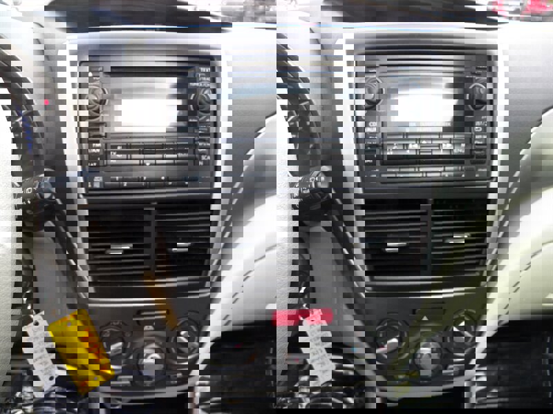 Used 2012 Subaru Forester 2.5X Premium w/ All-Weather Pkg AWD/4WD image 17