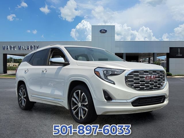 Used 2020 GMC Terrain Denali w/ Denali Premium Package FWD image 7