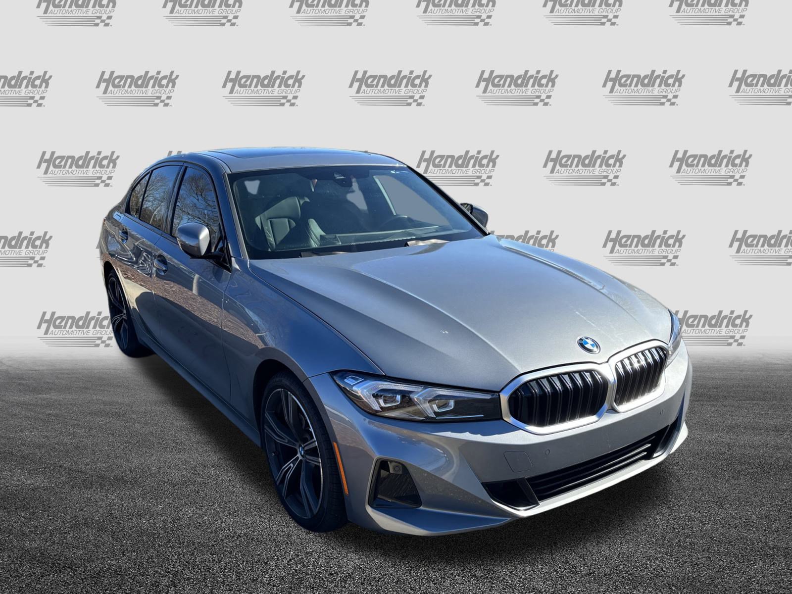 Used 2023 BMW 330i Sedan w/ Premium Package image 2
