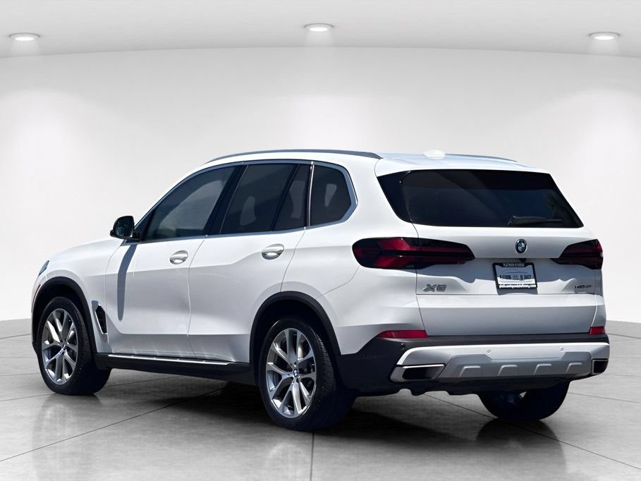 Used 2025 BMW X5 xDrive40i w/ Climate Comfort Package AWD/4WD image 6
