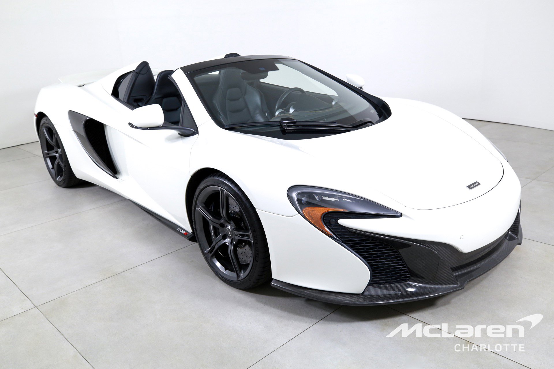 Used 2015 McLaren 650S Spider image 4