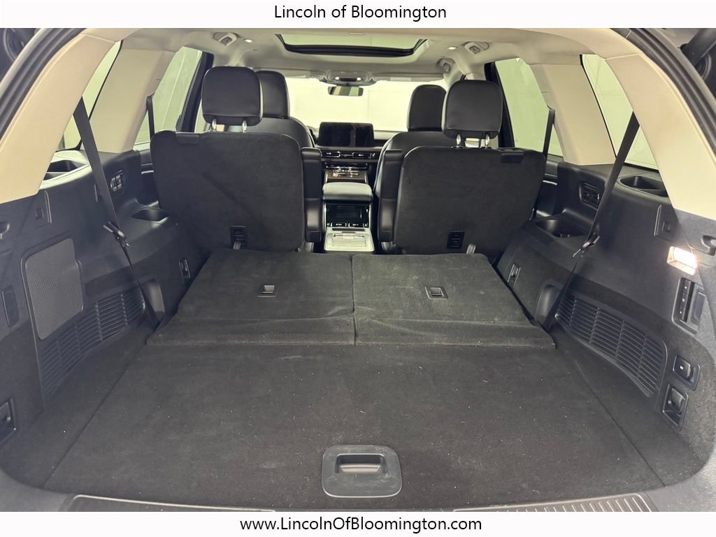 Used 2025 Lincoln Aviator Reserve w/ Jet Appearance Package AWD/4WD image 17
