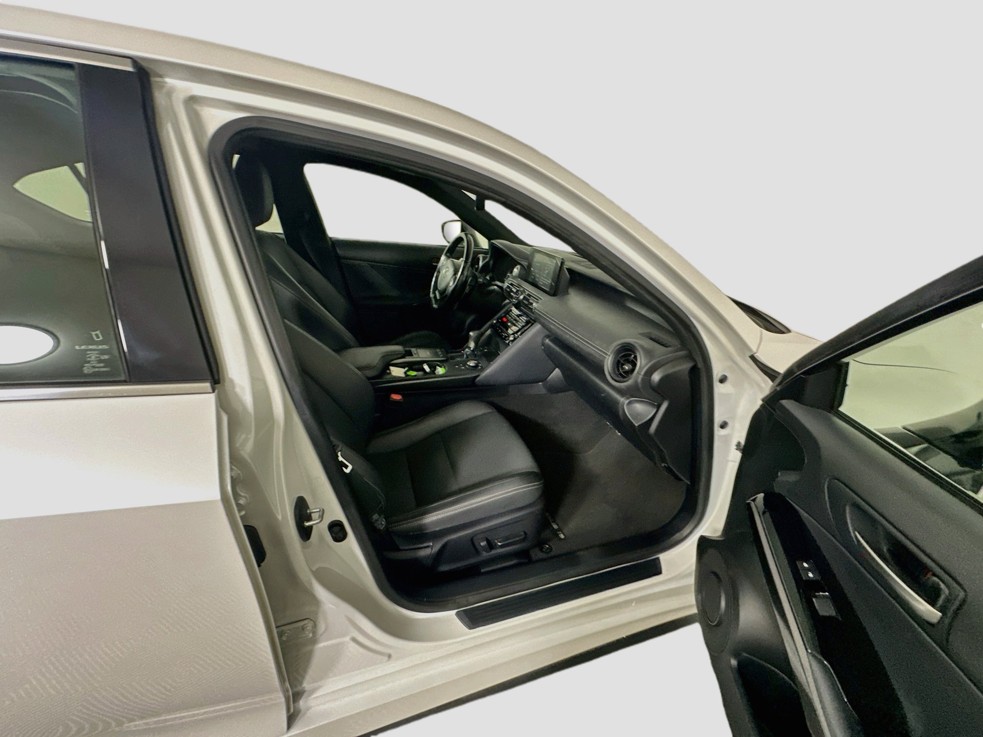 Used 2023 Lexus IS 300 w/ Comfort Package RWD image 30