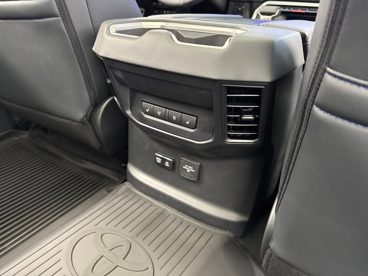 New 2026 Toyota Tundra Platinum AWD/4WD image 32