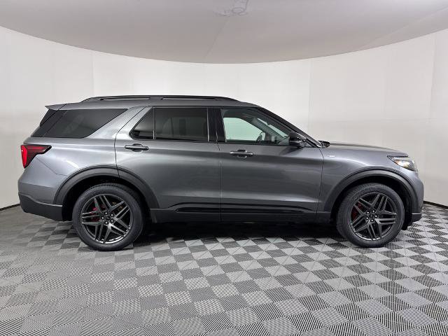 Certified 2025 Ford Explorer ST-Line w/ ST-Line Street Pack image 13