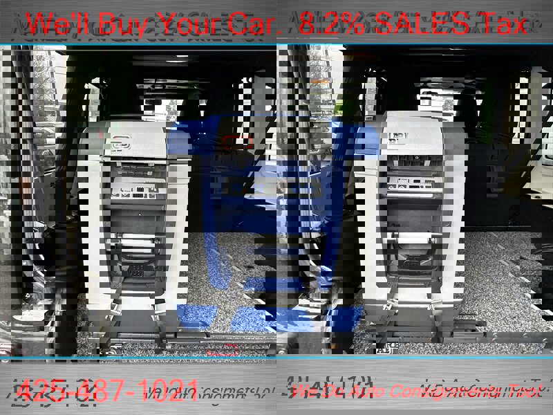 Used 2012 Jeep Wrangler Unlimited Rubicon w/ Connectivity Group image 28