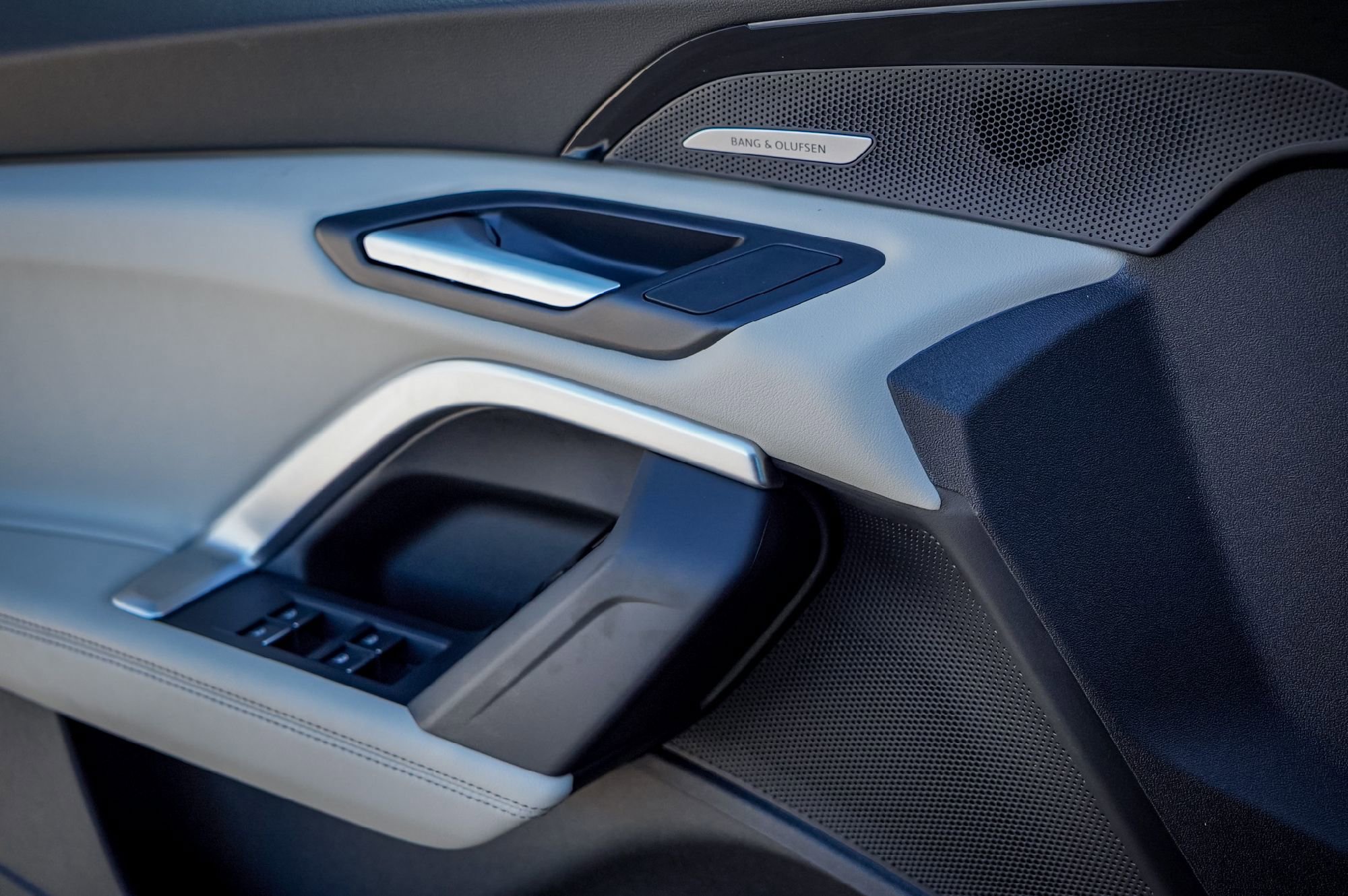 New 2025 Audi Q5 Premium Plus image 18