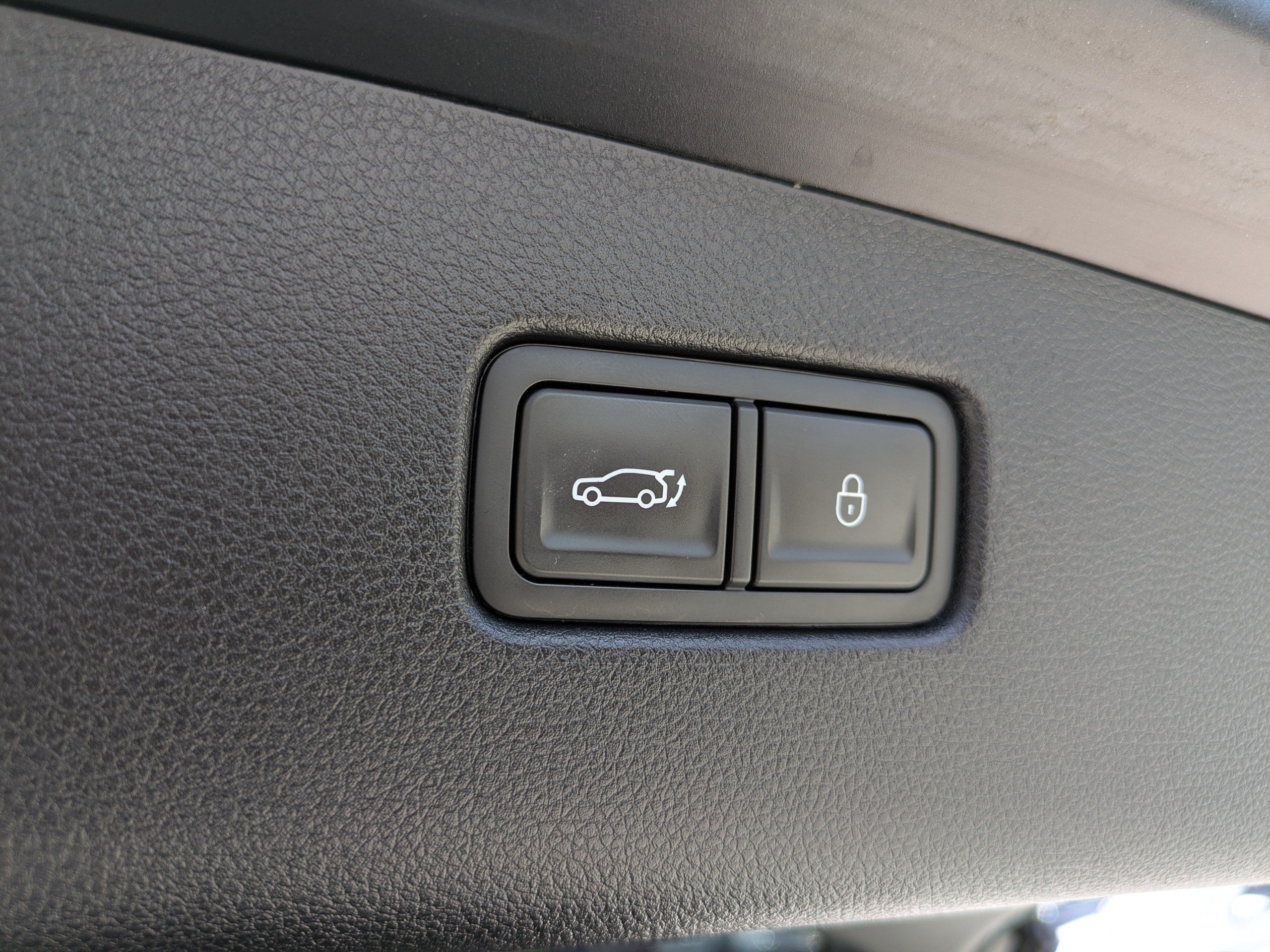 Certified 2022 Genesis GV70 3.5T Sport w/ Sport Advanced Package AWD/4WD image 12