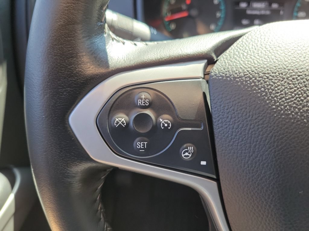 Used 2022 Chevrolet Colorado LT w/ Luxury Package RWD image 5