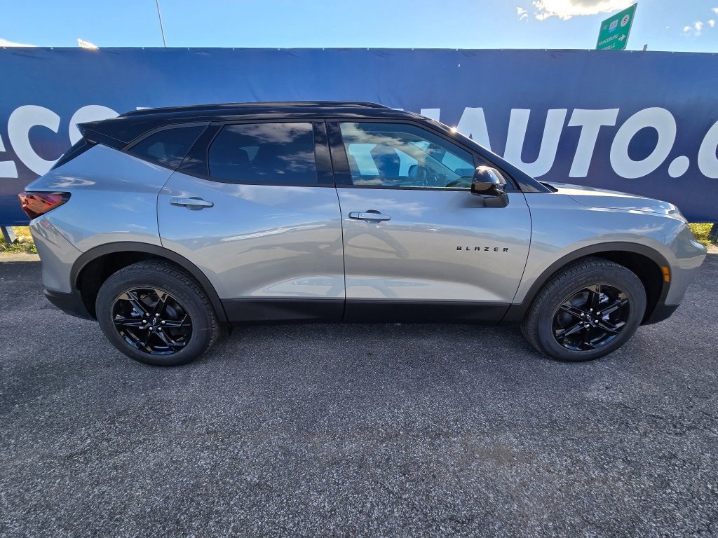 New 2025 Chevrolet Blazer LT w/ Convenience Package image 8