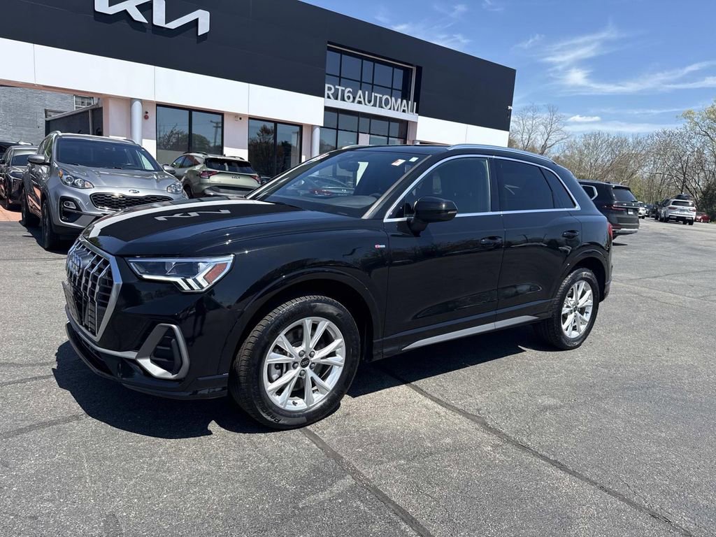 Used 2025 Audi Q3 2.0T Premium AWD/4WD image 1