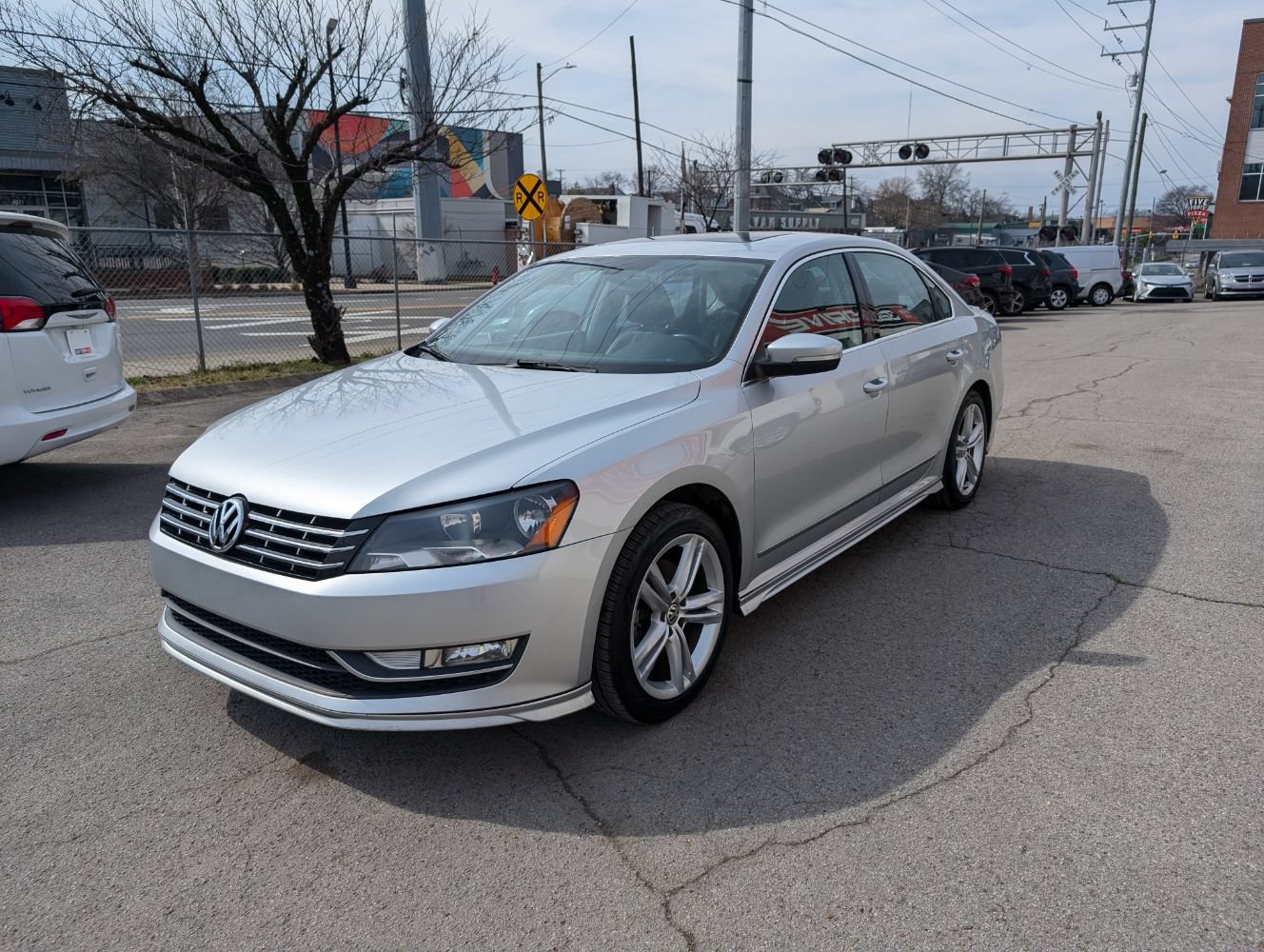 Used 2015 Volkswagen Passat 3.6 SEL Premium FWD image 1