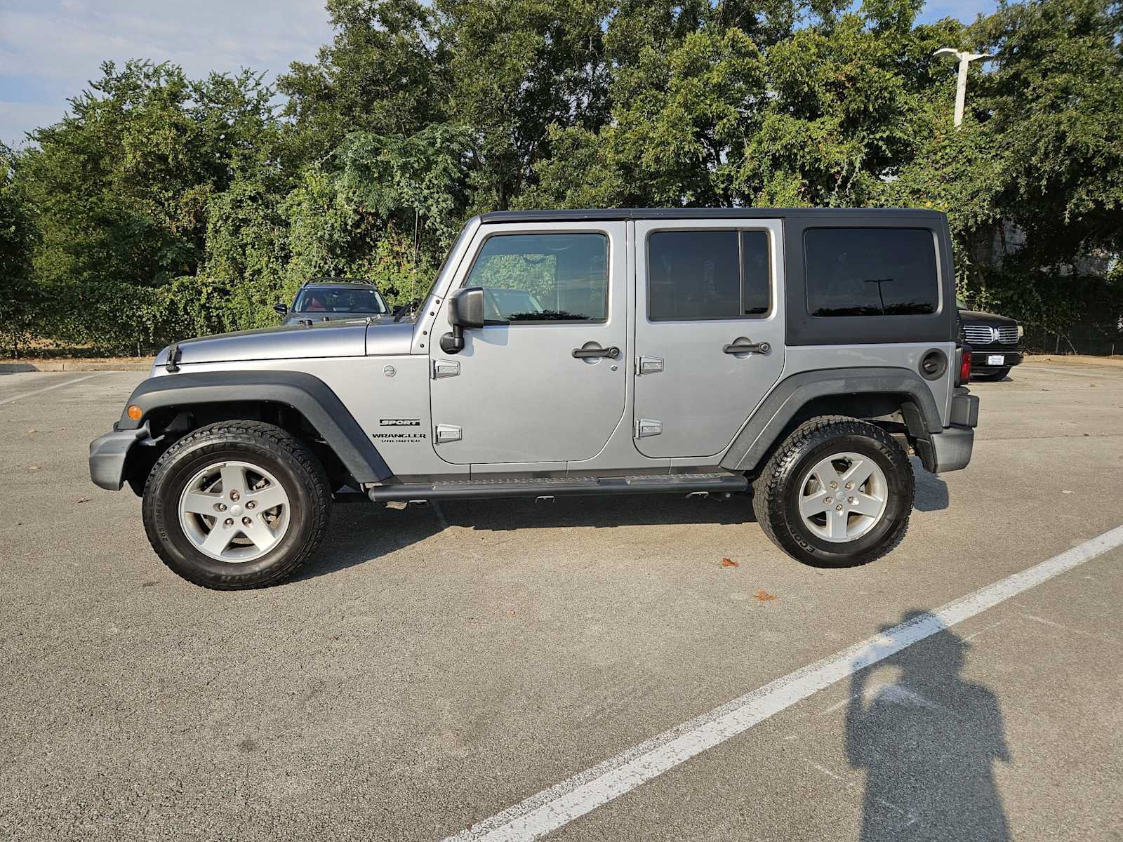 Used 2017 Jeep Wrangler Unlimited Sport w/ Quick Order Package 24S AWD/4WD image 4
