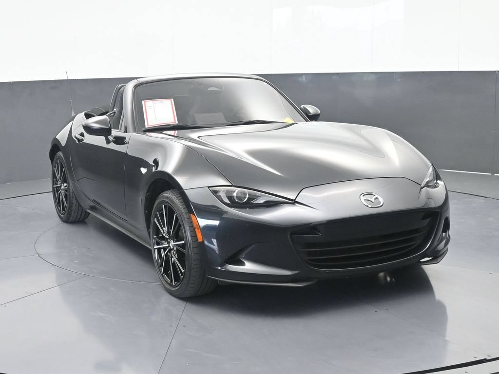 Used 2024 MAZDA MX-5 Miata Grand Touring w/ Weather Package RWD image 9