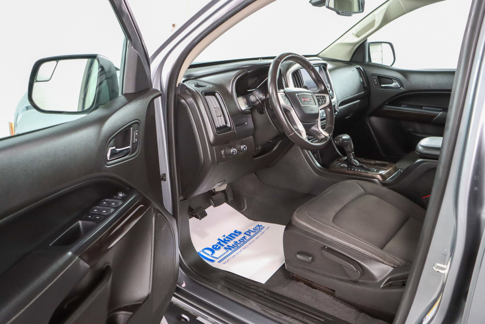 Used 2021 GMC Canyon Elevation w/ Trailering Package image 3