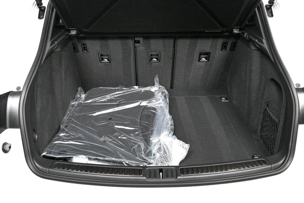 Certified 2026 Porsche Macan AWD/4WD image 29