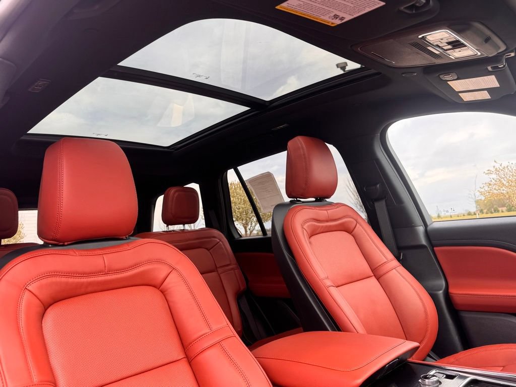 New 2026 Lincoln Aviator Reserve w/ Jet Appearance Package AWD/4WD image 25