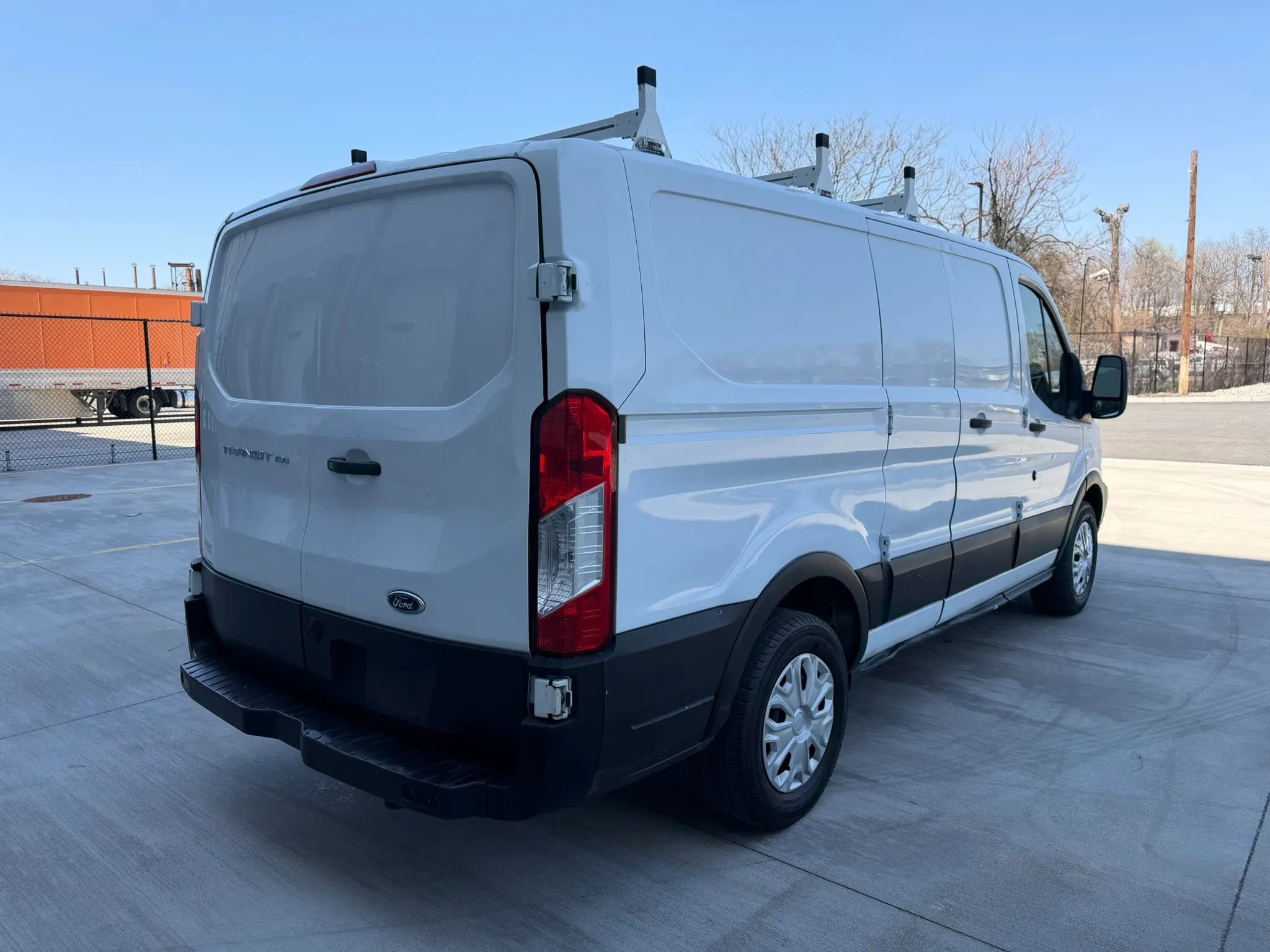 Used 2019 Ford Transit 150 130 Low Roof RWD image 8