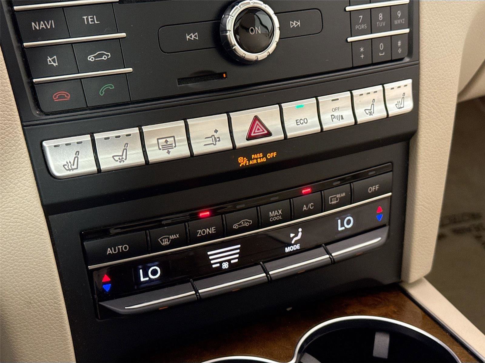 Used 2017 Mercedes-Benz E 400 Coupe image 26