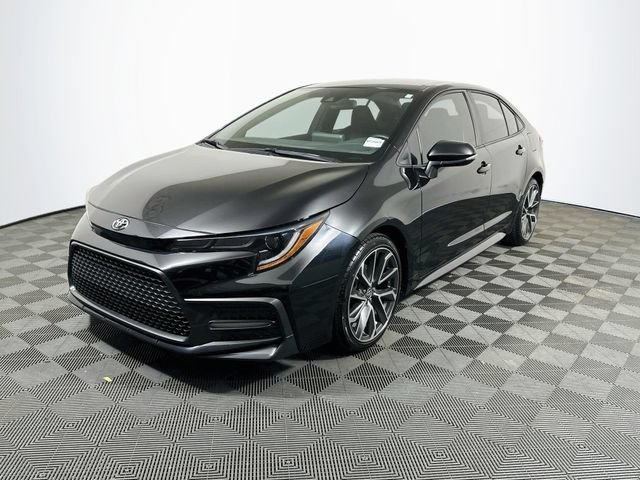 Certified 2022 Toyota Corolla SE w/ Carpet Mat Package (TMS) FWD image 4