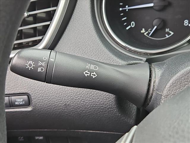 Used 2015 Nissan Rogue S image 15