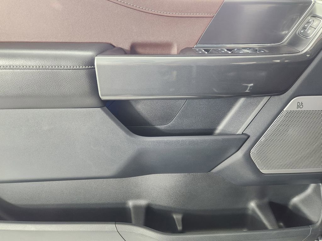 Used 2023 Ford F150 Lariat image 23