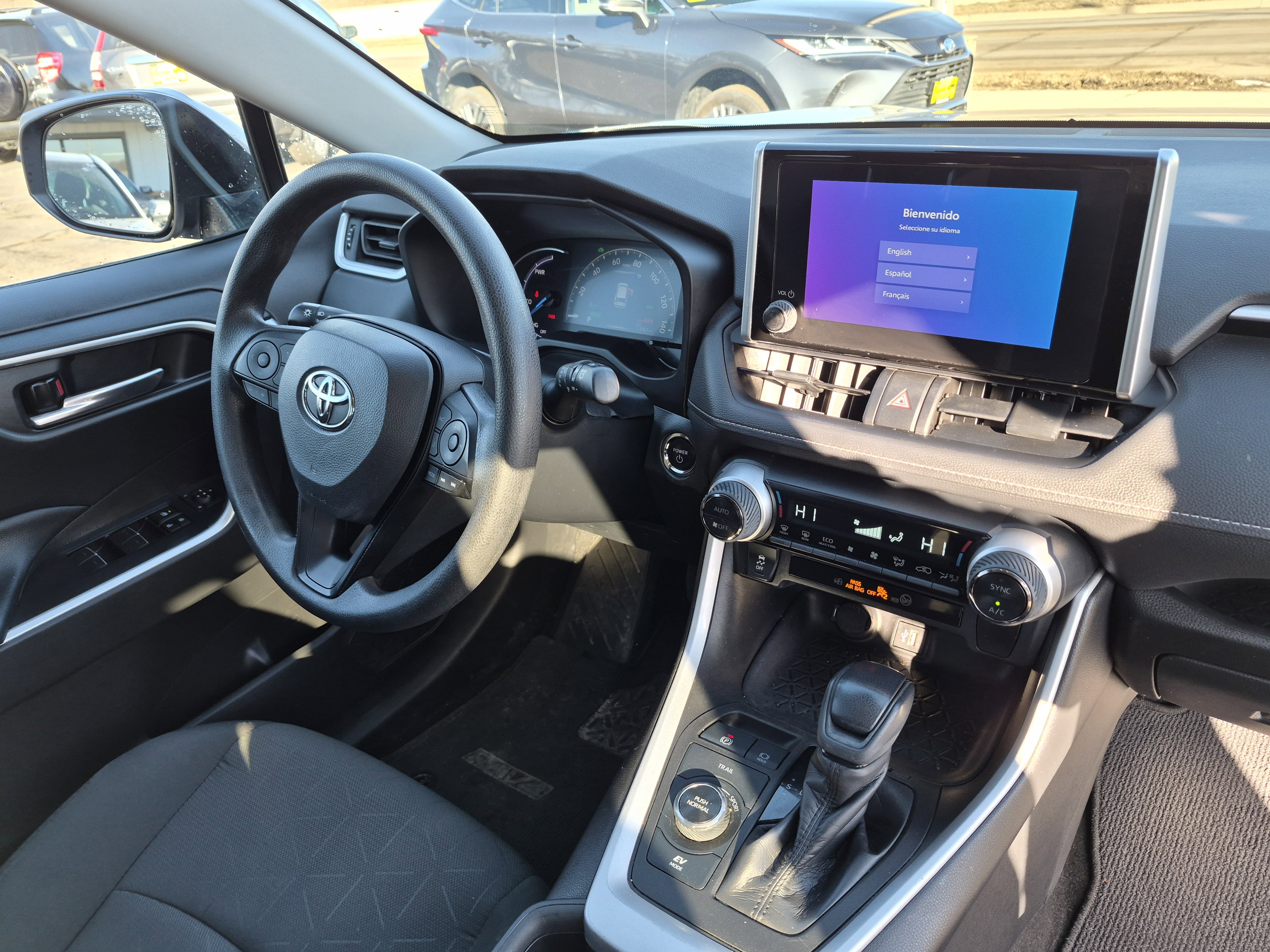 Used 2023 Toyota RAV4 XLE w/ Convenience Package image 14