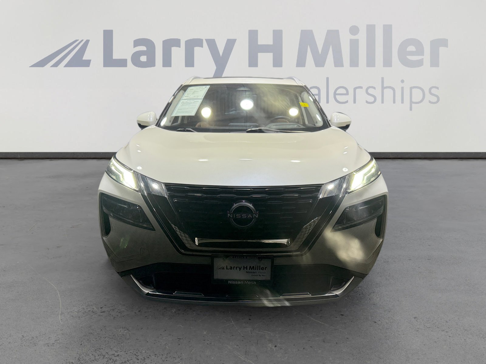 Certified 2023 Nissan Rogue Platinum w/ Platinum Premium Package AWD/4WD image 8