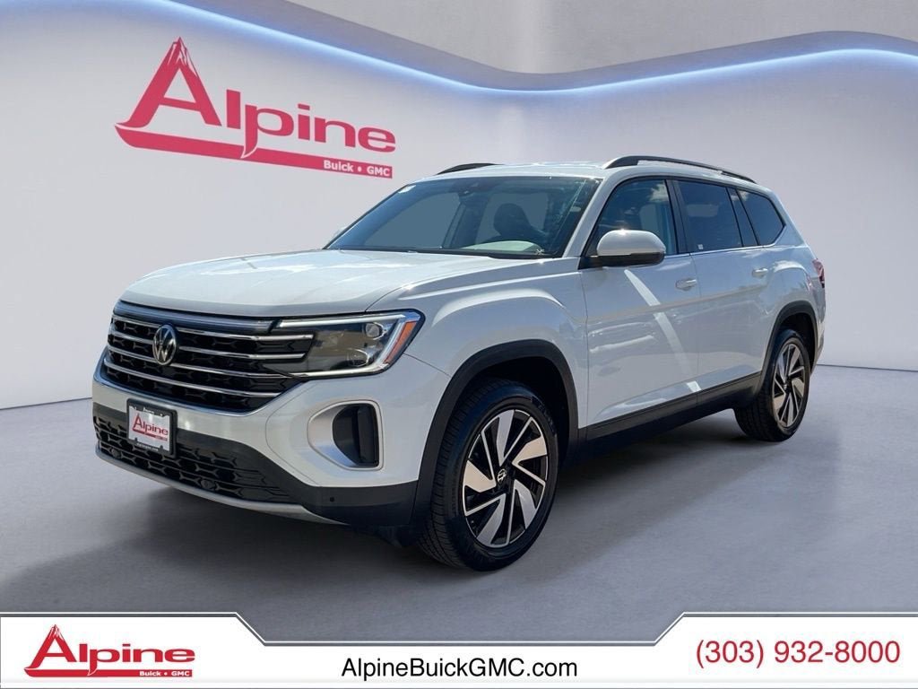 Used 2025 Volkswagen Atlas SE FWD image 1