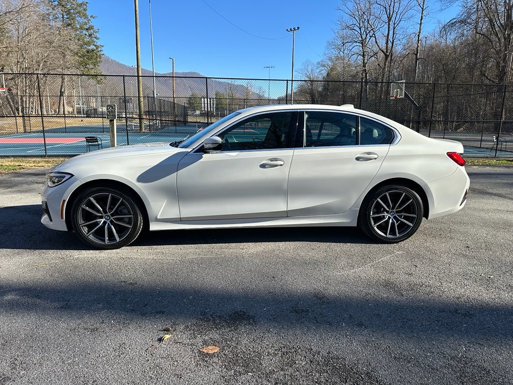 Used 2019 BMW 330i xDrive Sedan w/ Premium Package AWD/4WD image 7