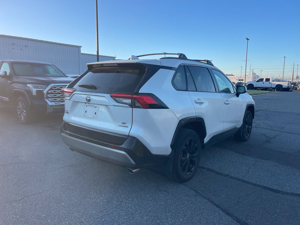 Used 2023 Toyota RAV4 SE w/ Convenience Package AWD/4WD image 5