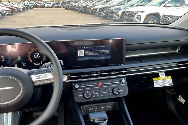Used 2025 Hyundai Tucson SE image 7
