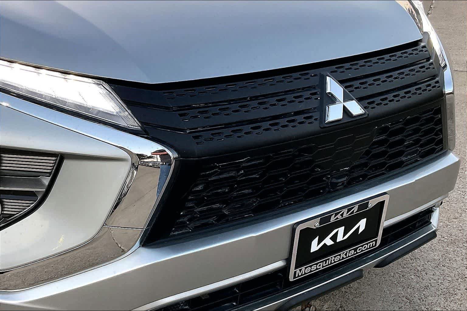 Used 2022 Mitsubishi Eclipse Cross SE FWD image 33