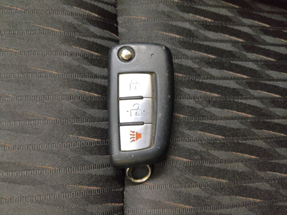 Used 2020 Nissan Rogue S FWD image 32