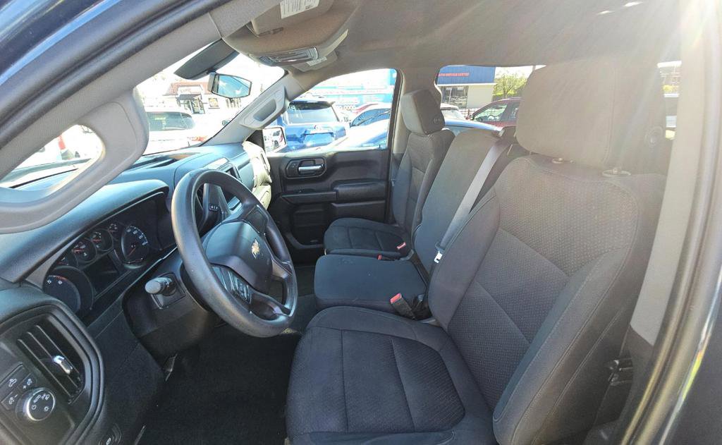 Used 2021 Chevrolet Silverado 1500 Custom image 22