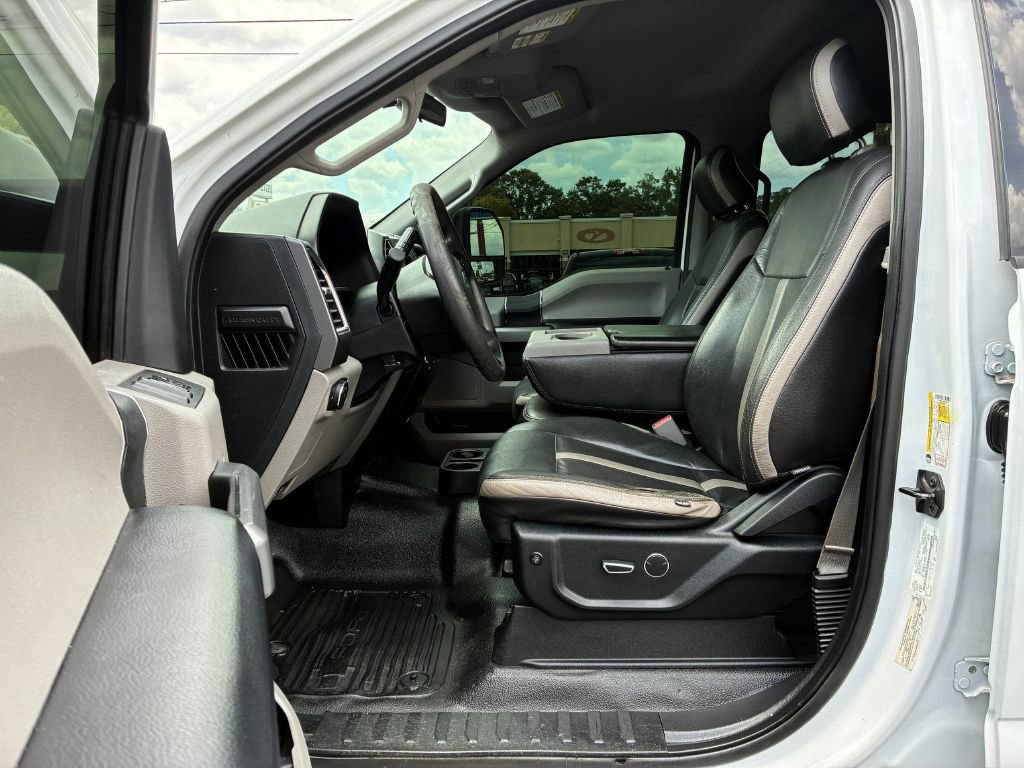 Used 2017 Ford F350 XLT AWD/4WD image 9