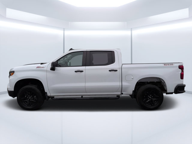 Used 2025 Chevrolet Silverado 1500 Custom Trail Boss AWD/4WD image 6