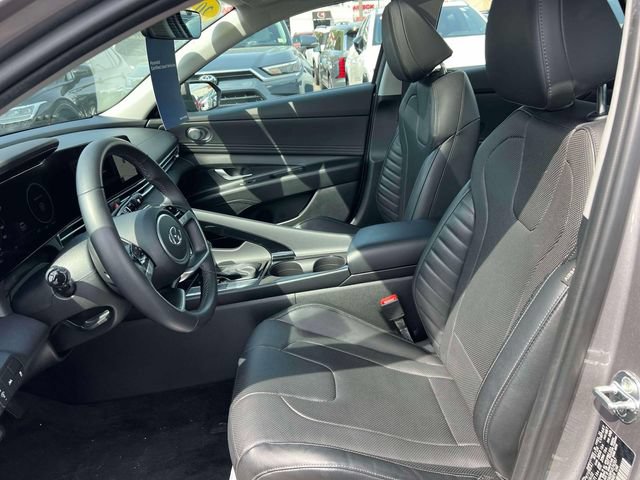 Certified 2023 Hyundai Elantra Limited FWD image 15