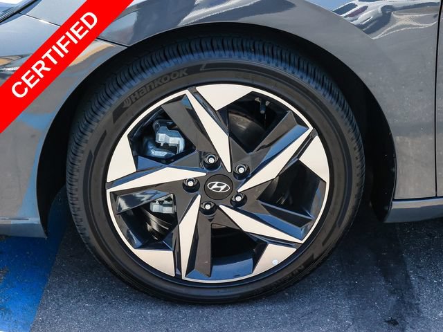 Certified 2023 Hyundai Elantra Limited FWD image 9