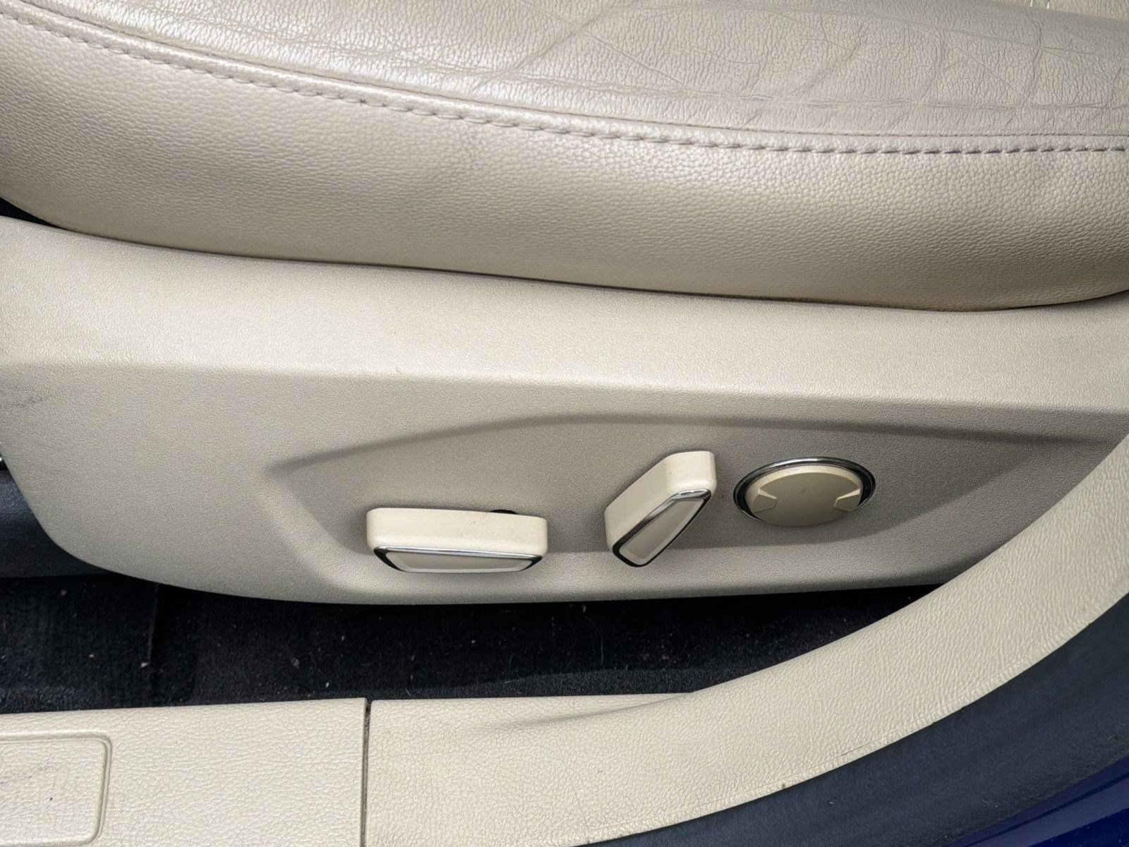 Used 2013 Ford Fusion SE FWD image 15