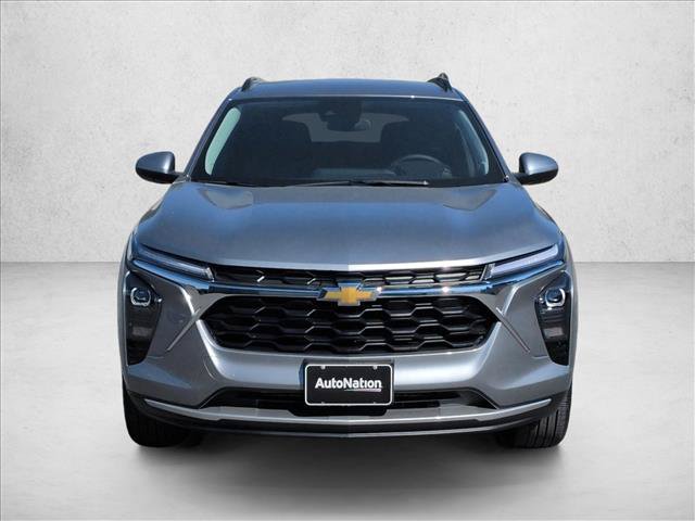 Used 2026 Chevrolet Trax LT w/ Driver Confidence Package FWD video 3
