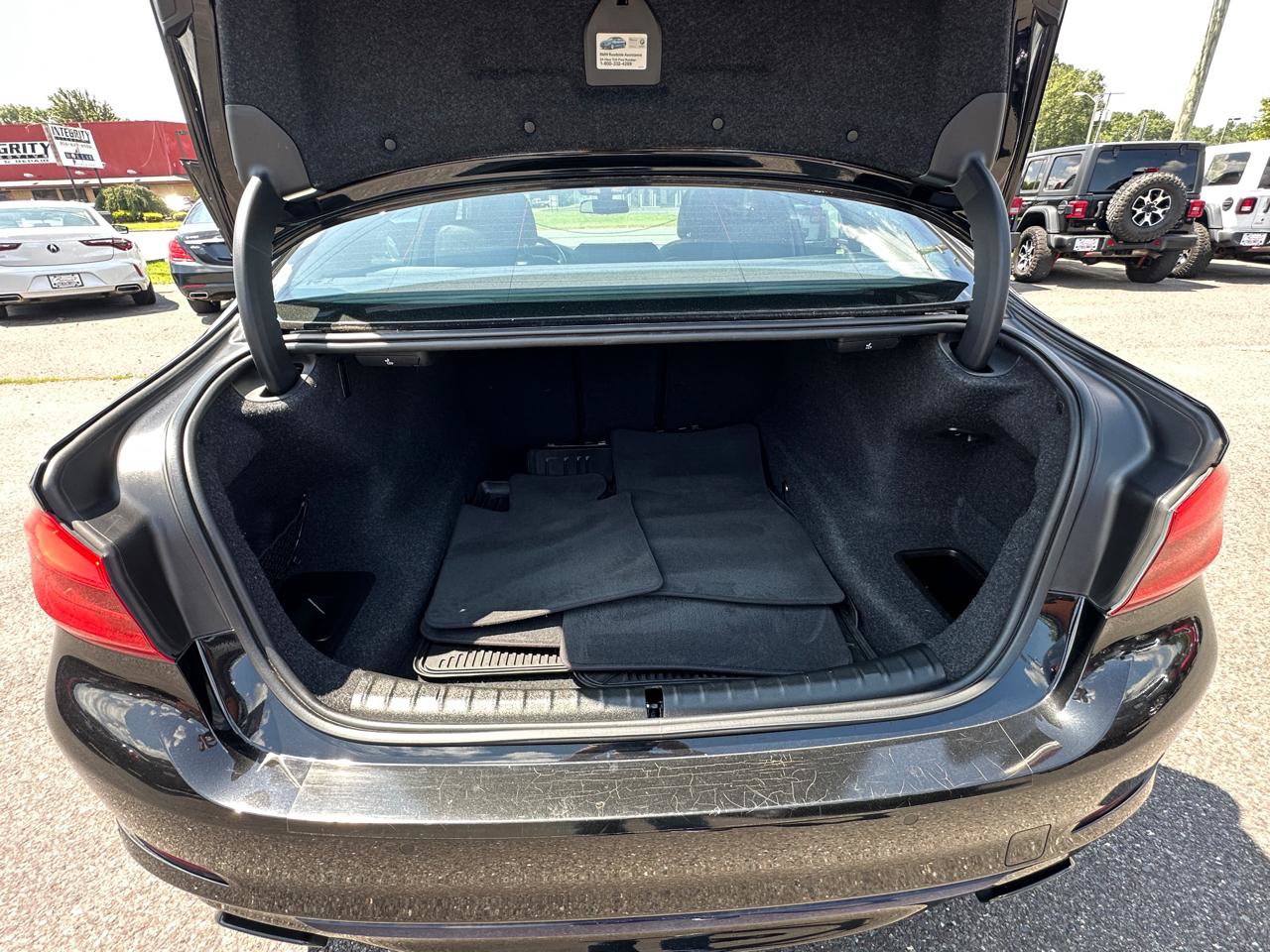 Used 2018 BMW 540i xDrive AWD/4WD image 23