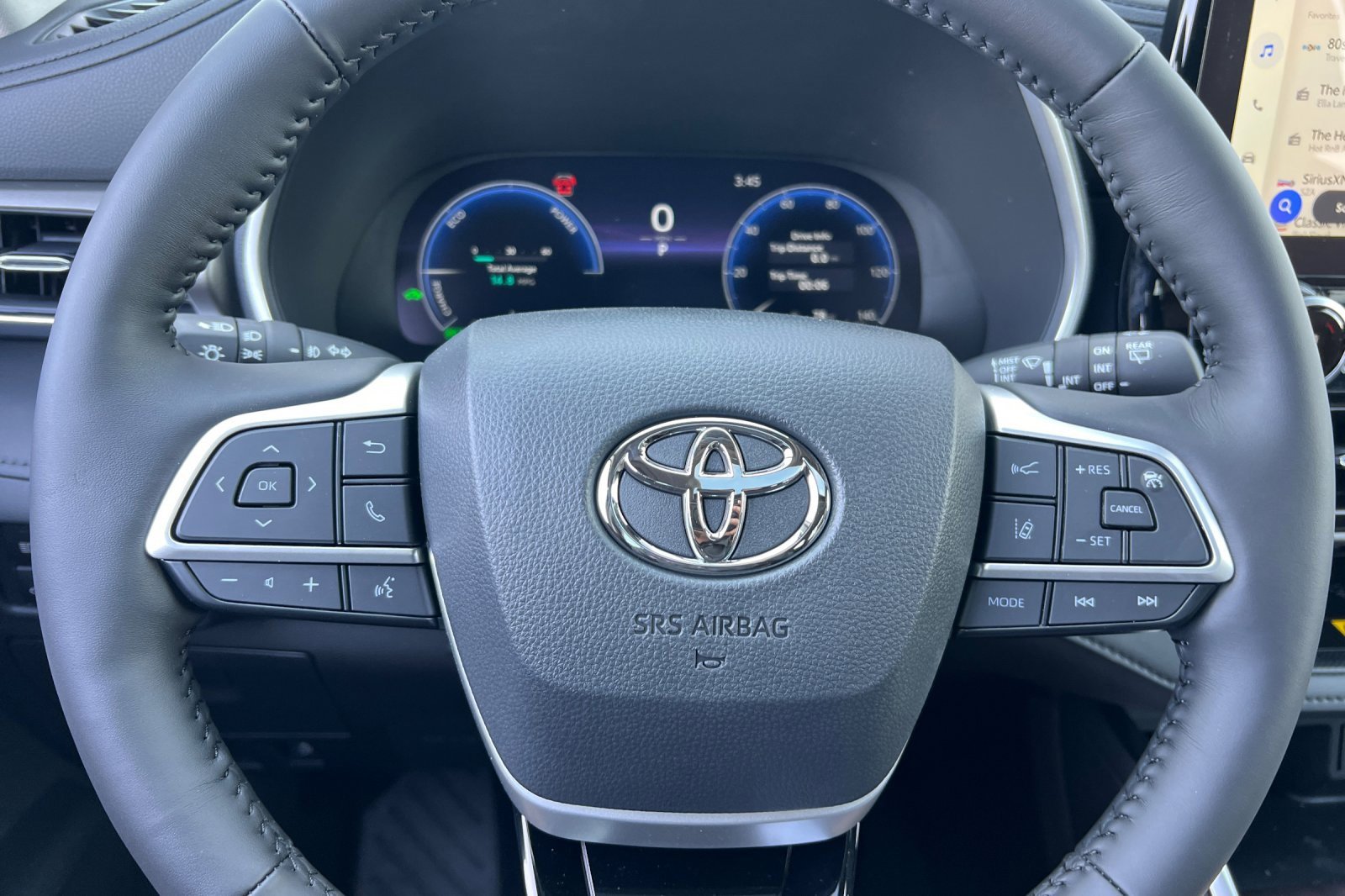New 2025 Toyota Highlander XLE image 21
