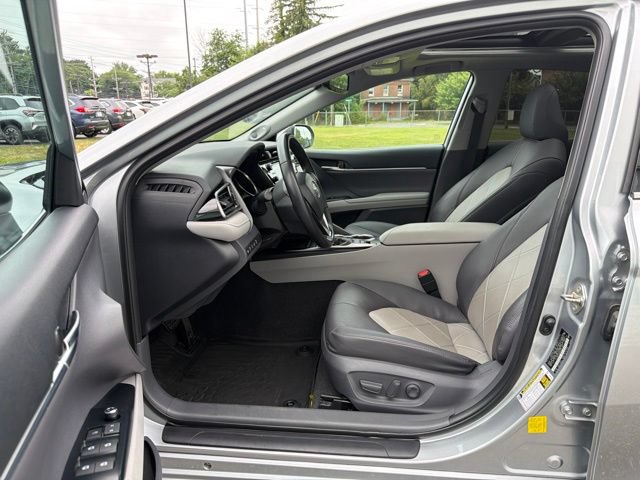 Used 2019 Toyota Camry XLE w/ Driver Assist Package FWD image 13