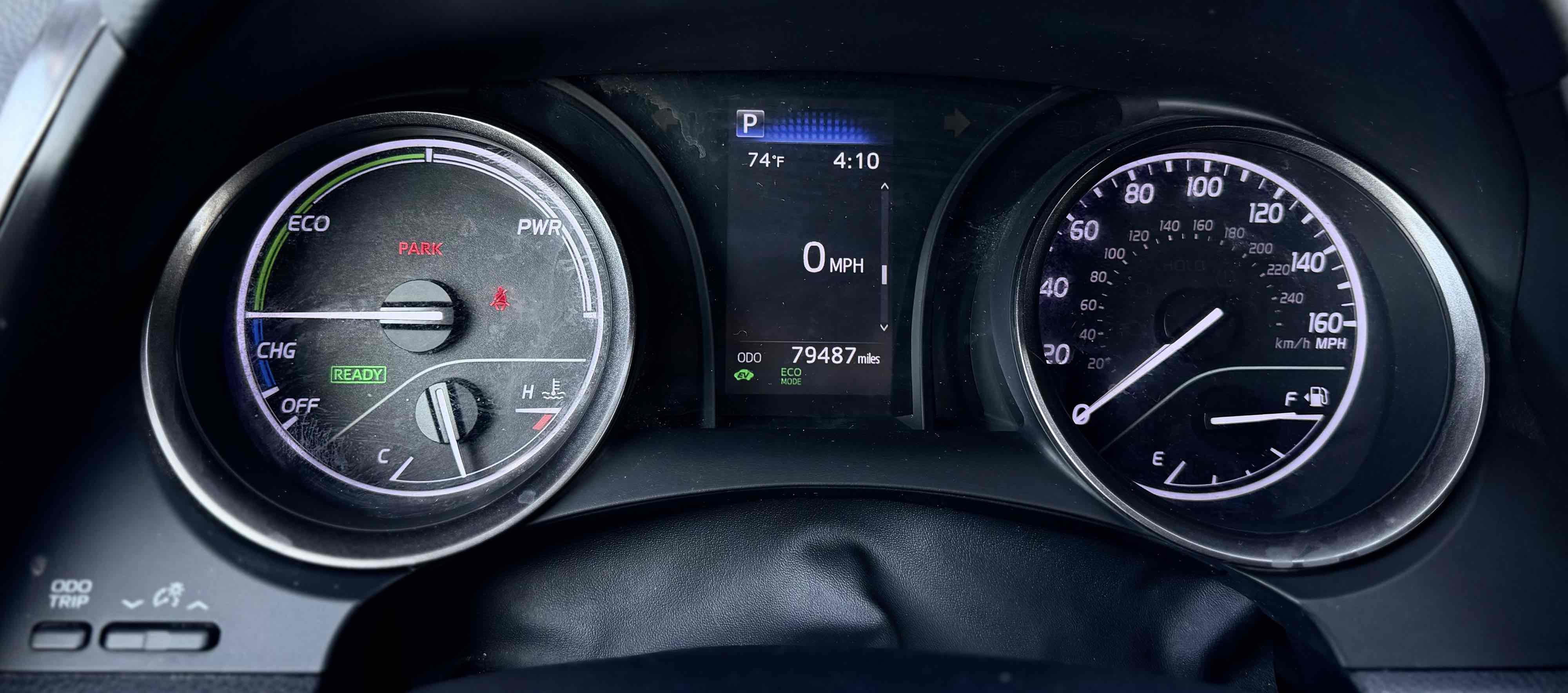Used 2022 Toyota Camry SE FWD image 30
