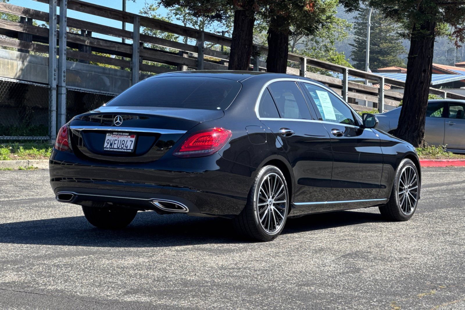 Used 2021 Mercedes-Benz C 300 Sedan image 4
