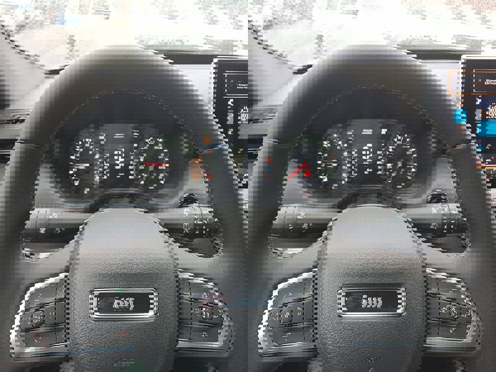 New 2026 Jeep Compass Latitude image 17