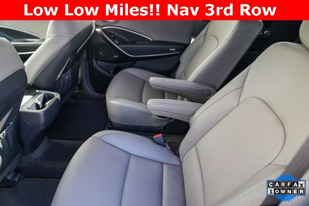 Used 2019 Hyundai Santa Fe XL image 16