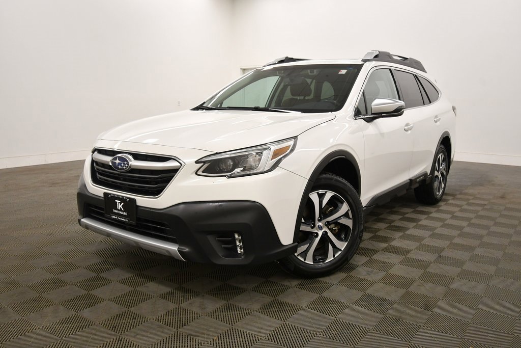 Used 2022 Subaru Outback Touring image 2